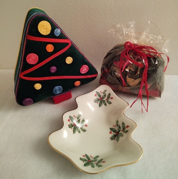 Other - Lenox | Holly Small Tree Dish